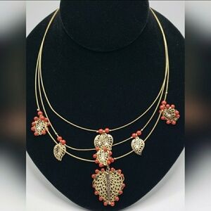 90s Vintage Circle Necklace Gold Metal Filigree Leaf Pendants Red Beads MN76